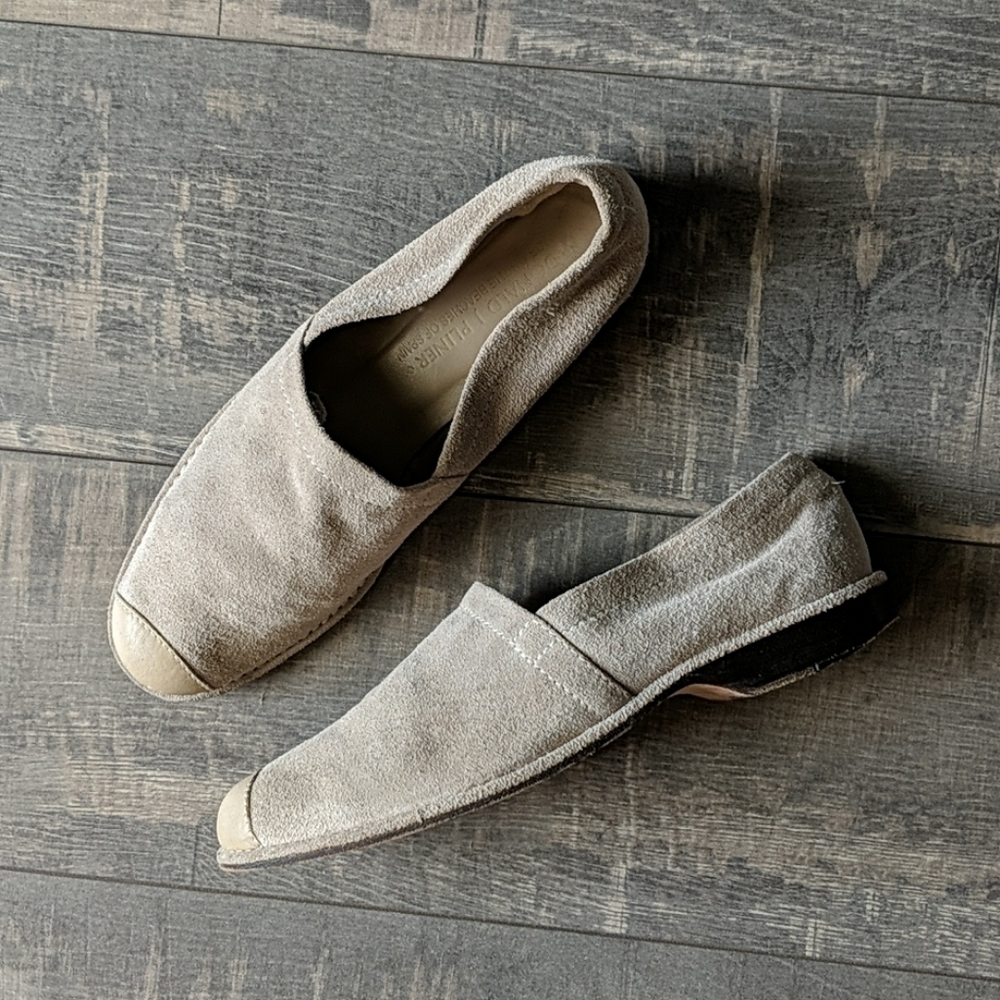 Donald J Pliner Tan Loafer Suede Leather Tip BX150